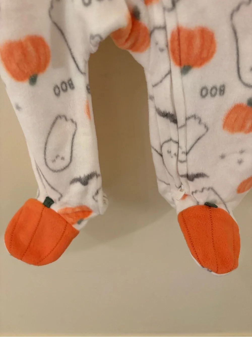 NWT Carter's Little Sister and Halloween Pumpkin Ghost Footed One-Piece 9 Months